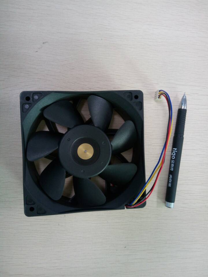 12038服務(wù)器散熱風(fēng)扇 12038服務(wù)器散熱風(fēng)扇